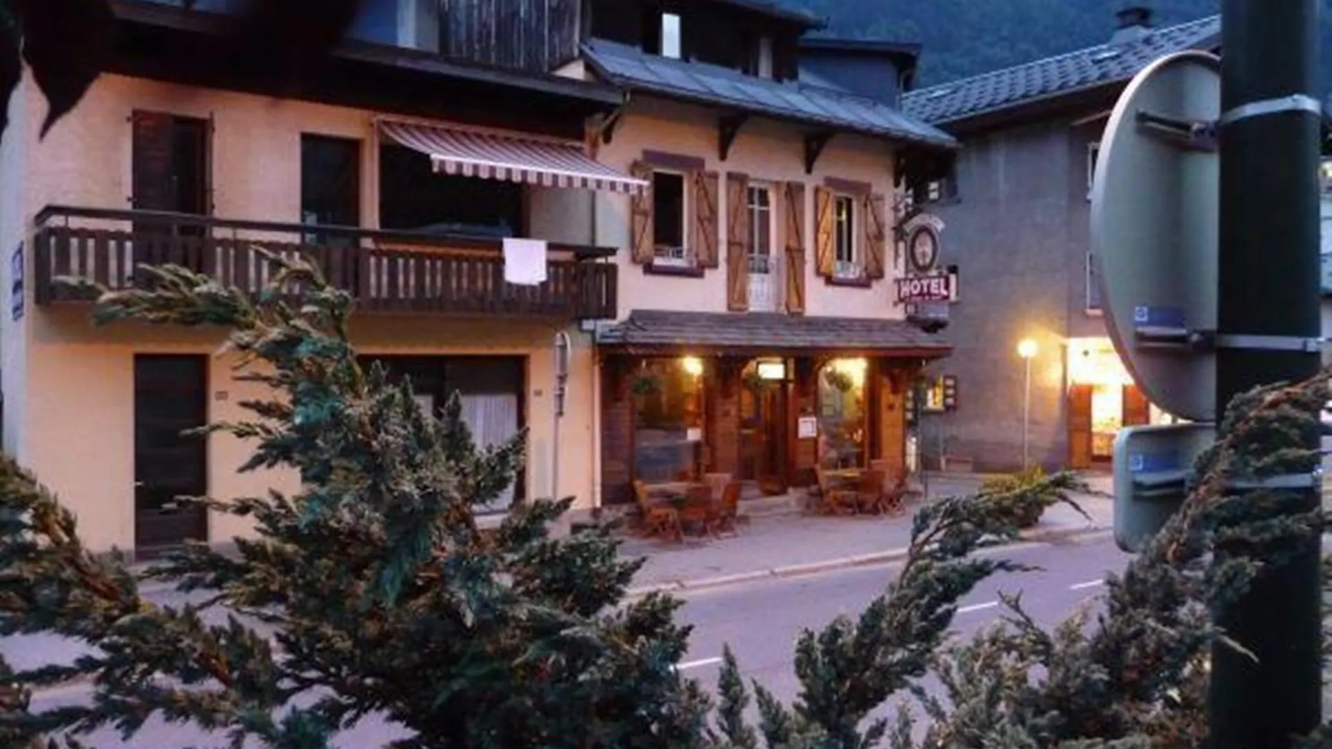Hotel La Boule De Neige Samoëns