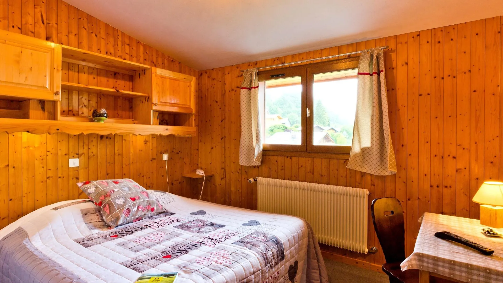 Hotel La Boule De Neige Samoëns